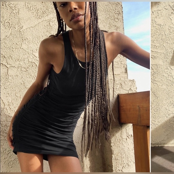 NWT Aritzia TNA Malibu Dress - Picture 2 of 3